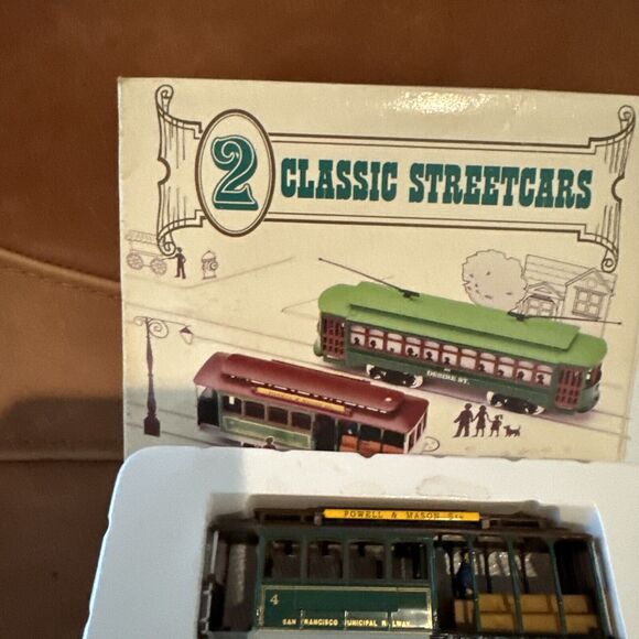 2 Classic Streetcars HO Scale San Francisco Cable Car Desire Street Trolley - Picture 4 of 5